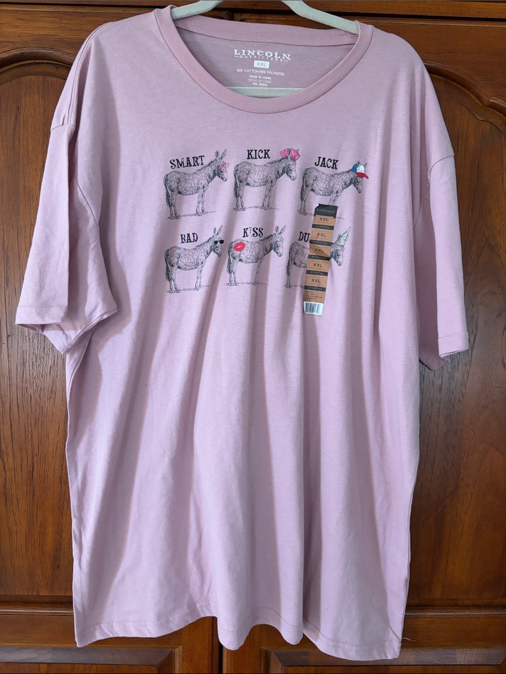 Lincoln Outfitters Women’s Pale Mauve Graphic Tee - Donkey Print Size XXL - NWT